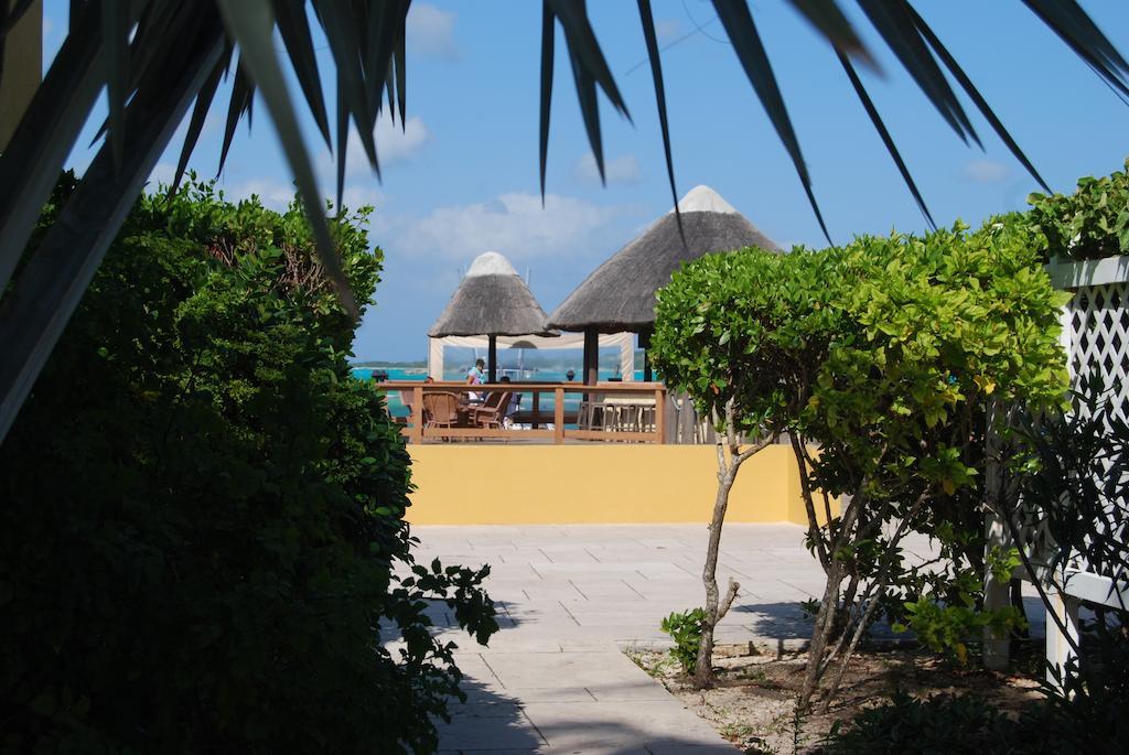 Augusta Bay Bahamas, Exuma Hotel George Town Buitenkant foto