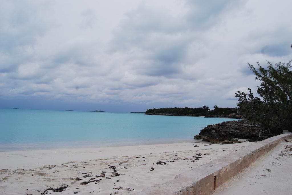 Augusta Bay Bahamas, Exuma Hotel George Town Buitenkant foto