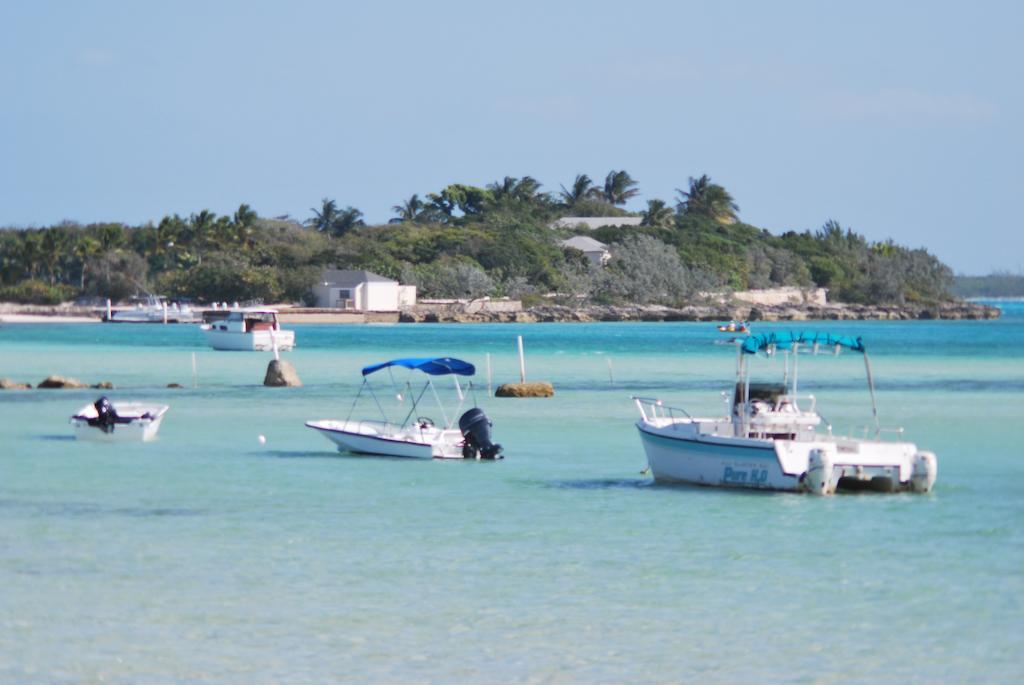 Augusta Bay Bahamas, Exuma Hotel George Town Buitenkant foto