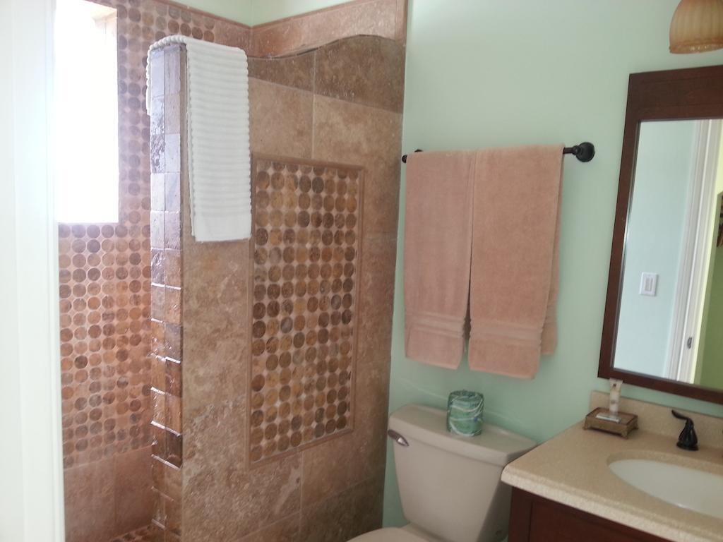 Augusta Bay Bahamas, Exuma Hotel George Town Buitenkant foto