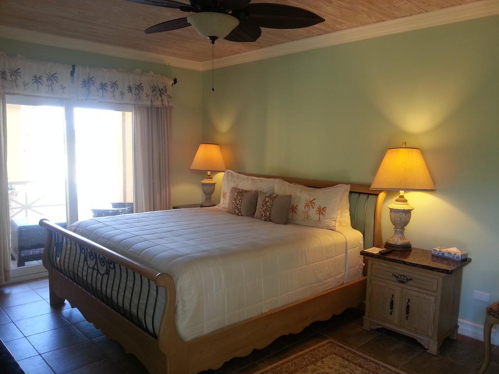 Augusta Bay Bahamas, Exuma Hotel George Town Buitenkant foto